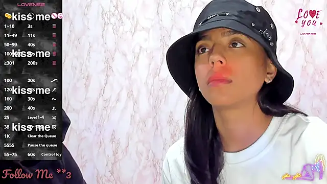 BarbieHotLaura online show from 11, 1, 2025