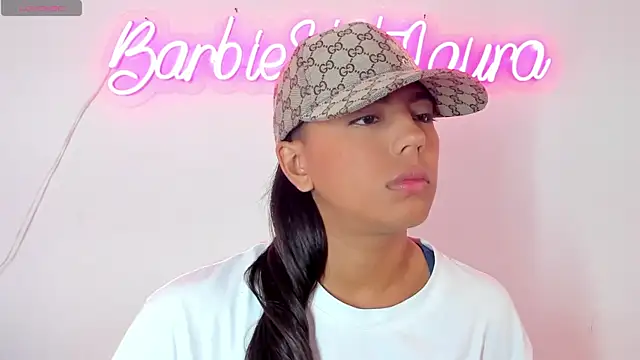 BarbieHotLaura online show from 20, 3, 2025