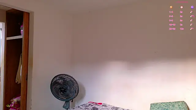 Snapshot of Gaby_Vegaa chatting on 17, 11, 2025 Gaby Vegaa online show from 17, 11, 2025