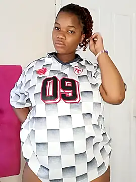 Snapshot of SexyHipsStar chatting on 24, 11, 2025 SexyHipsStar online show from 24, 11, 2025