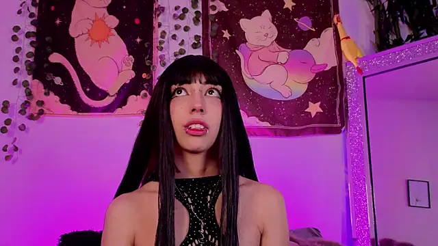 Snapshot of Nyx_nayla chatting on 16, 12, 2025 Nyx nayla online show from 16, 12, 2025