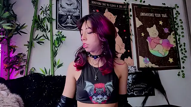 Nyx nayla online show from 20, 4, 2026