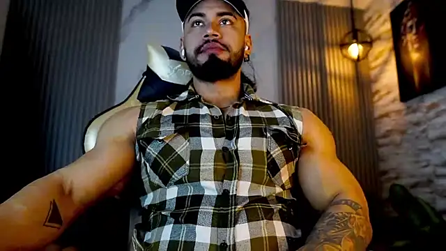 Snapshot of jaxon_colton chatting on 24, 11, 2025 jaxon colton online show from 24, 11, 2025