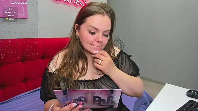 MonikaCharming online show from 5, 6, 2026