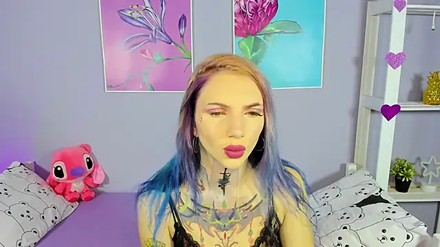 Snapshot of AnneTenet chatting on 5, 12, 2024 AnneTenet online show from 5, 12, 2024