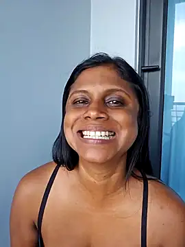 Snapshot of Sensual_indian7 chatting on 4, 2, 2025 Sensual indian7 online show from 4, 2, 2025