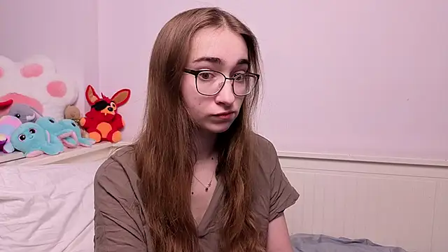 Snapshot of PollyBeev chatting on 27, 5, 2026 PollyBeev online show from 27, 5, 2026