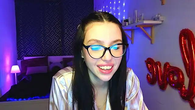 Snapshot of AliceSpark chatting on 6, 2, 2025 AliceSpark online show from 6, 2, 2025