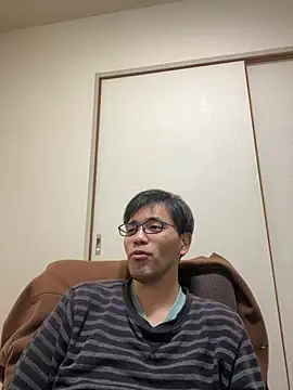 Snapshot of ryusei18570 chatting on 8, 2, 2025 ryusei18570 online show from 8, 2, 2025