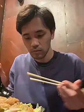 ryusei18570 online show from 11, 4, 2026