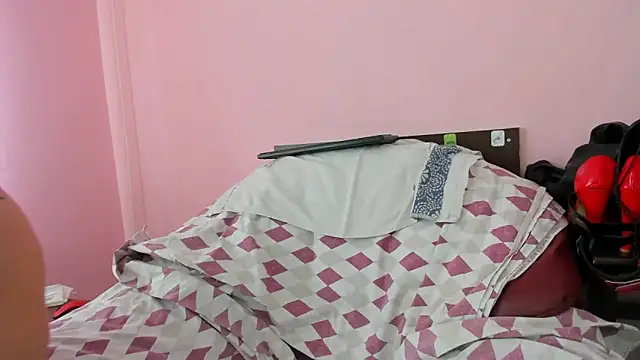 Snapshot of HotSweetAngel chatting on 9, 9, 2025 HotSweetAngel online show from 9, 9, 2025