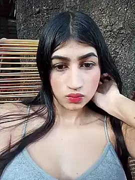 Julix A online show from 17, 1, 2025