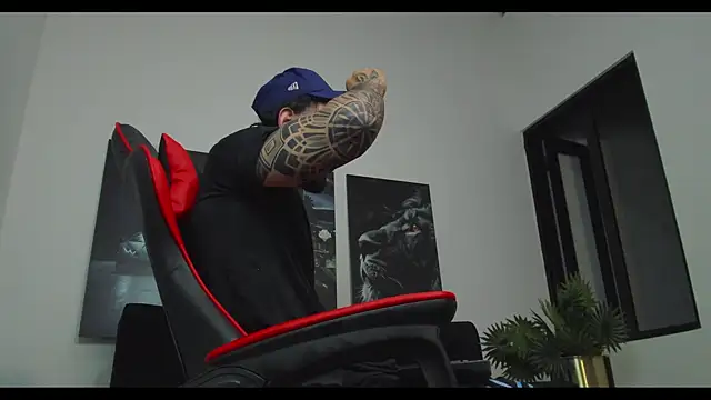 Austin bolt online show from 31, 1, 2025