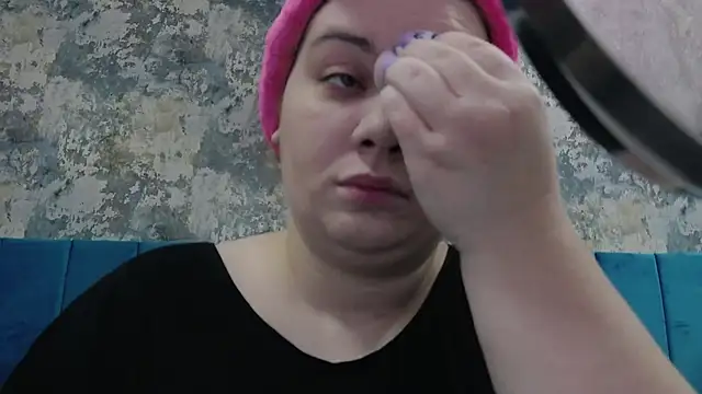 MelanieBrownn online show from 9, 1, 2025