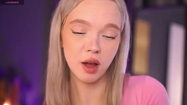  AlinaBailey online show from 6, 2, 2026