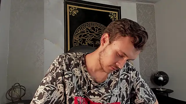 Desmon Clark online show from 2, 2, 2025