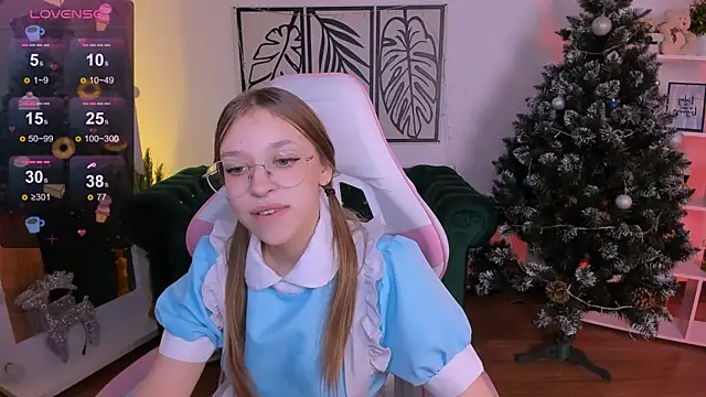 LayriantaVee online show from 11, 1, 2025