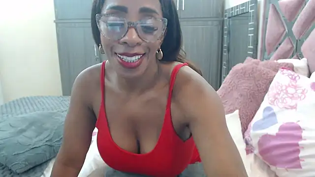 Snapshot of Ginachaudex chatting on 23, 6, 2026 Ginachaudex online show from 23, 6, 2026