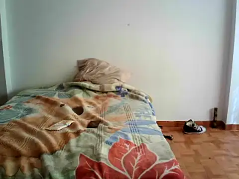 Hanna Charming online show from 5, 2, 2025