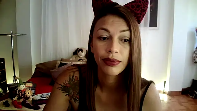 Hanna Charming online show from 28, 9, 2025