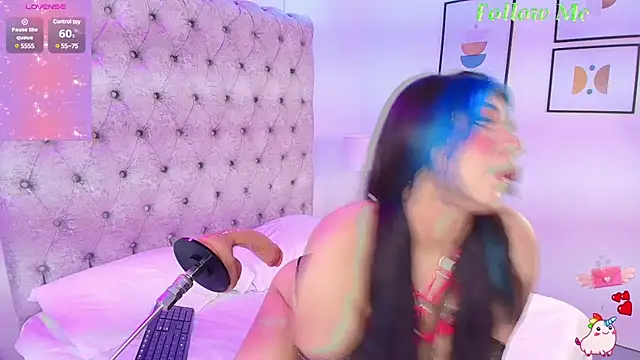 Salem skyler  online show from 27, 2, 2025