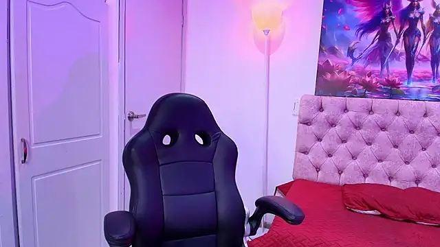 KimberlyVillaLobos online show from 1, 2, 2025