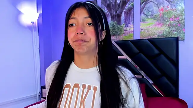 KimberlyVillaLobos online show from 8, 10, 2025