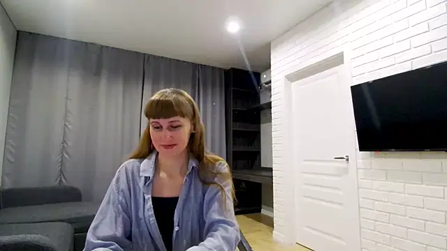 Daniella Lorente online show from 27, 11, 2025