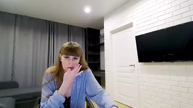 Daniella Lorente online show from 14, 12, 2025