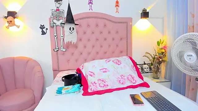 JulieeHabubu online show from 25, 10, 2025