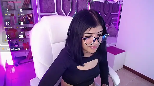 AliceWalker 11 online show from 27, 2, 2025