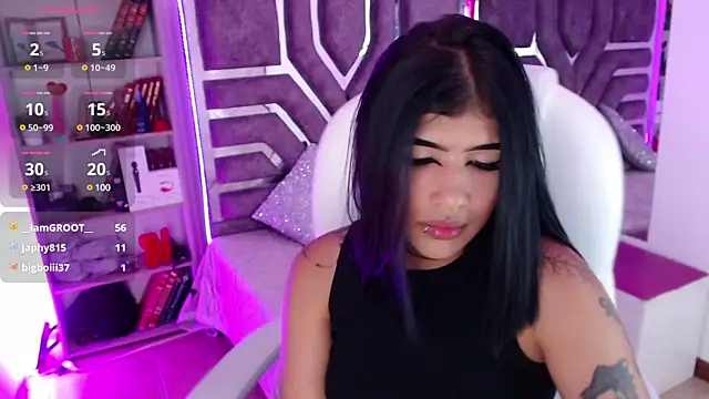 AliceWalker 11 online show from 14, 3, 2025