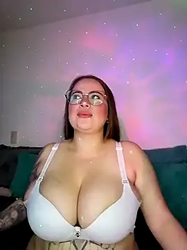 Snapshot of soofy__ chatting on 14, 7, 2026 soofy online show from 14, 7, 2026