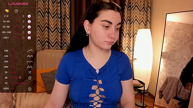 hannacheekss  online show from 22, 2, 2025