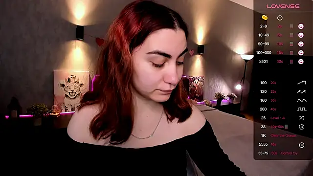 hannacheekss  online show from 22, 9, 2025