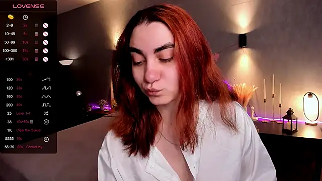 hannacheekss  online show from 8, 6, 2026