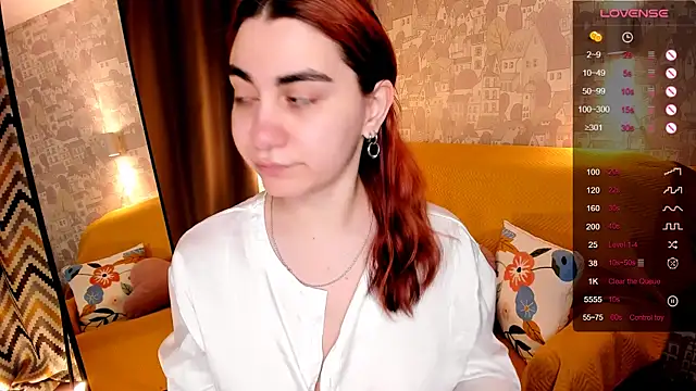 hannacheekss  online show from 9, 6, 2026
