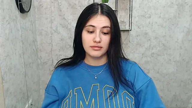 Snapshot of AliceSexyyy_ chatting on 15, 1, 2025 AliceSexyyy online show from 15, 1, 2025