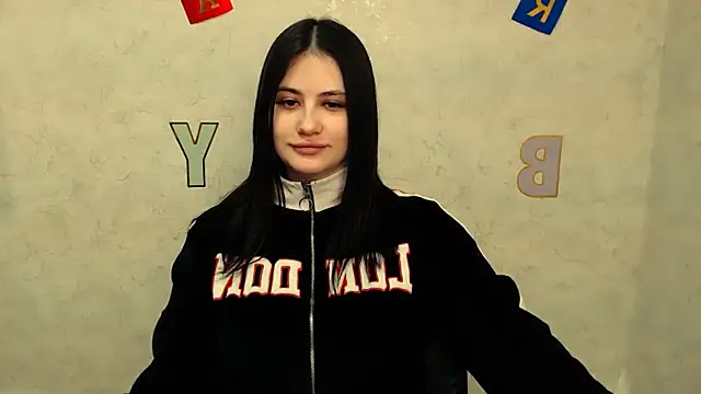 Snapshot of AliceSexyyy_ chatting on 13, 2, 2025 AliceSexyyy online show from 13, 2, 2025