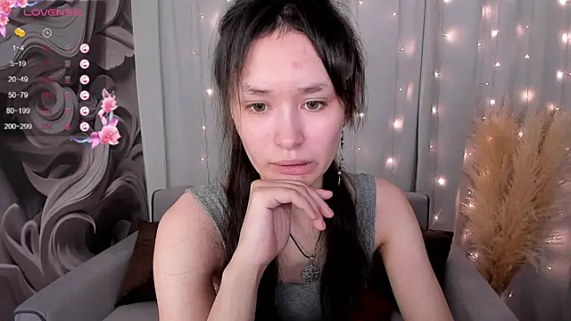 Emily Strikeee online show from 16, 1, 2025