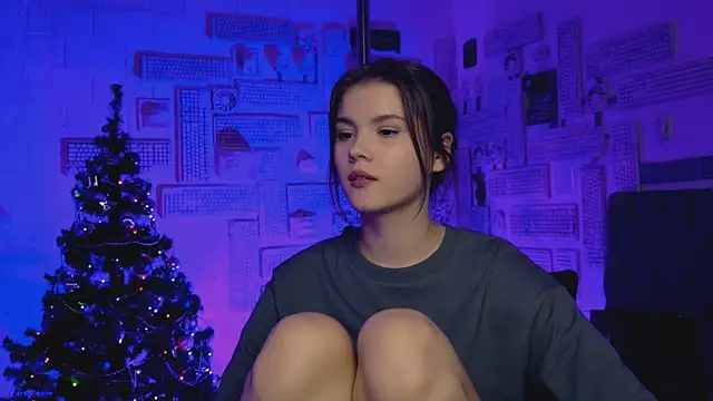 EvaThopson online show from 19, 1, 2025