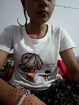 Snapshot of pikubaby chatting on 1, 3, 2025 pikubaby online show from 1, 3, 2025