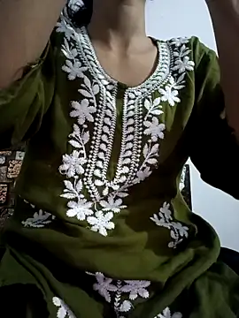 Snapshot of pikubaby chatting on 8, 9, 2025 pikubaby online show from 8, 9, 2025