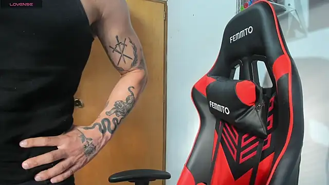 Snapshot of crissantillana chatting on 24, 1, 2025 crissantillana online show from 24, 1, 2025