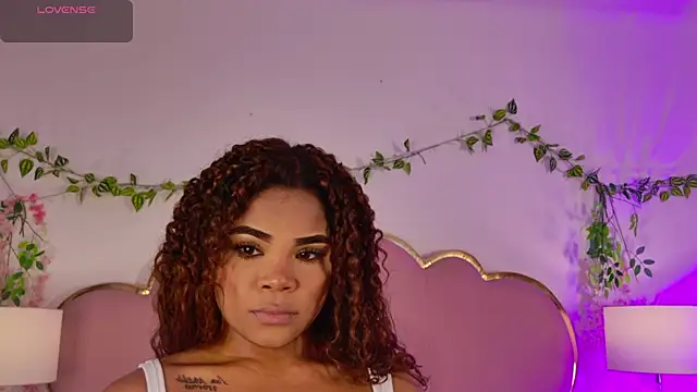 Snapshot of NahiaraReina chatting on 20, 7, 2026 NahiaraReina online show from 20, 7, 2026