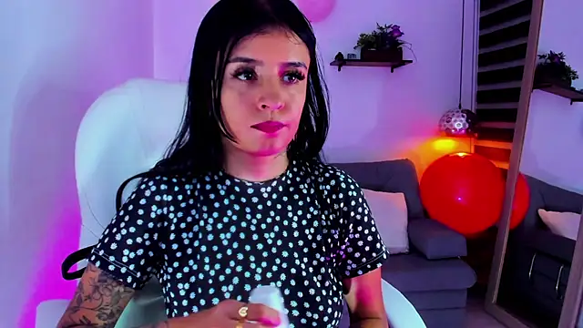 yenny garcia online show from 4, 11, 2025