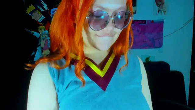 Snapshot of Lily_stone04 chatting on 4, 1, 2025 Lily stone04 online show from 4, 1, 2025