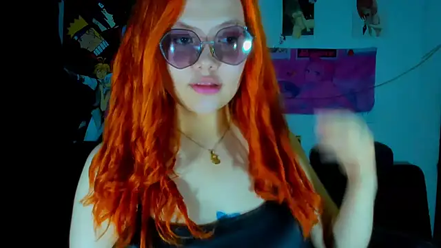 Snapshot of Lily_stone04 chatting on 7, 1, 2025 Lily stone04 online show from 7, 1, 2025