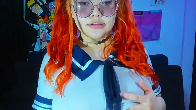 Snapshot of Lily_stone04 chatting on 10, 10, 2025 Lily stone04 online show from 10, 10, 2025