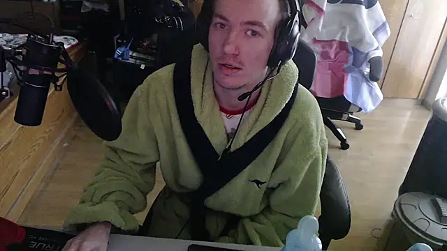 BabyDracoDarkfang online show from 21, 4, 2026